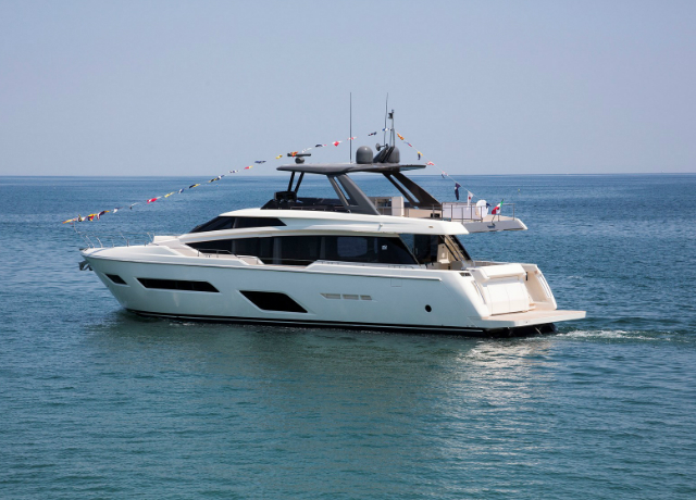 The new Ferretti Yachts 780 hits the water