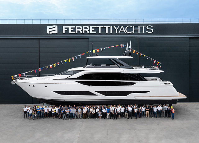 Ferretti Yachts 860: the first unit hits the water.  <br />
 