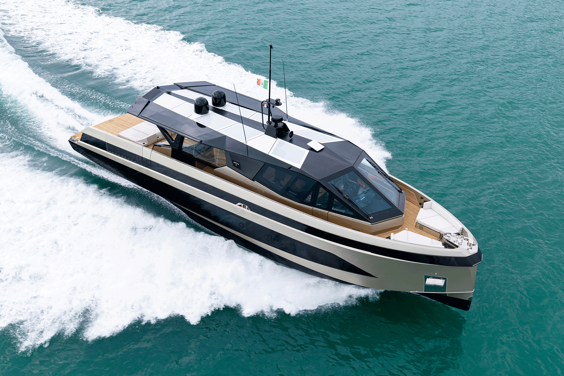 Ferretti Group sets its sights on FLIBS 2026 and the American market, with eight yachts and two premières.<br />
 